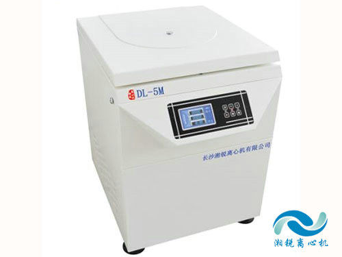 DL-5M Large Capacity Floor Standing Refrigerated Centrifuge Equipment 5500r/min